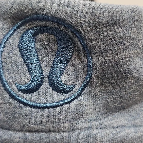 315. Lululemon Scuba Hoodie - Picture 5 of 10